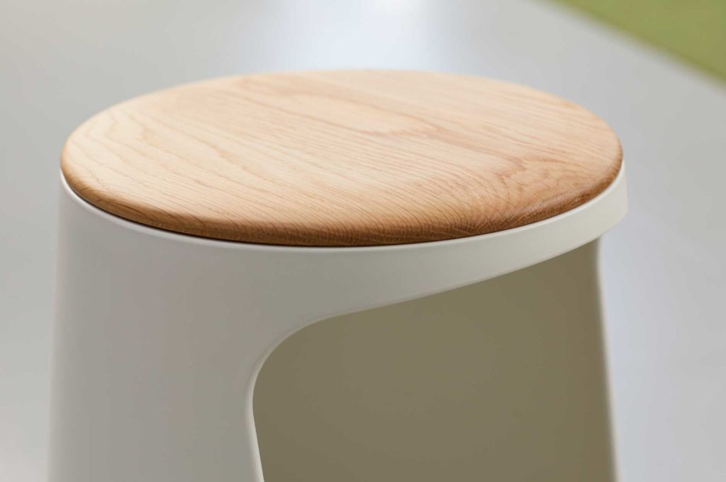 handy-stool-wood-seat-detail